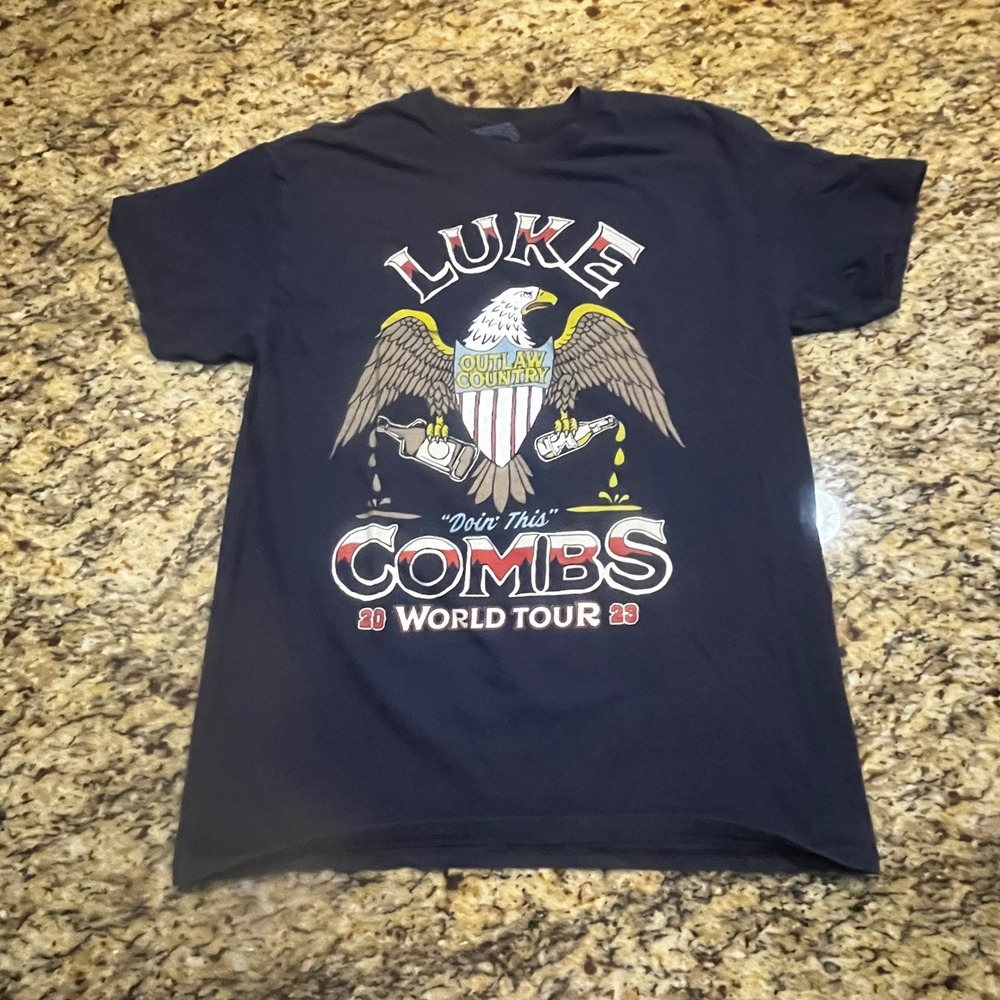 Luke Combs 2023 World‎ Tour T-Shirt Navy Blue Graphic Concert Tee Womens Medium